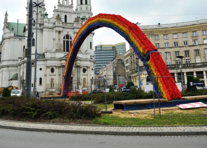 Rainbow by Julita Wojcik on Zbawiciel Square in Warsaw